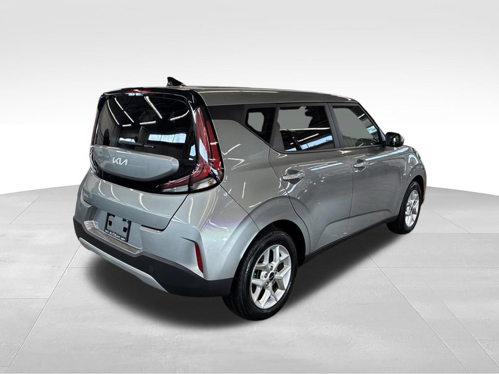 Certified 2023 Kia Soul LX w/ Option Group 015 FWD image 6