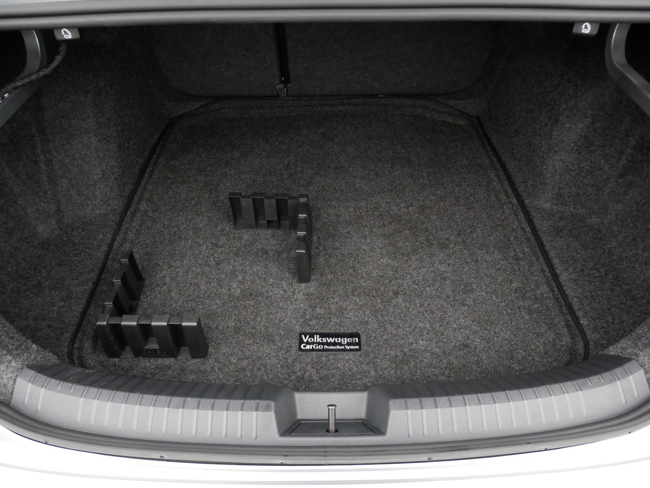 Certified 2024 Volkswagen Jetta SEL image 18