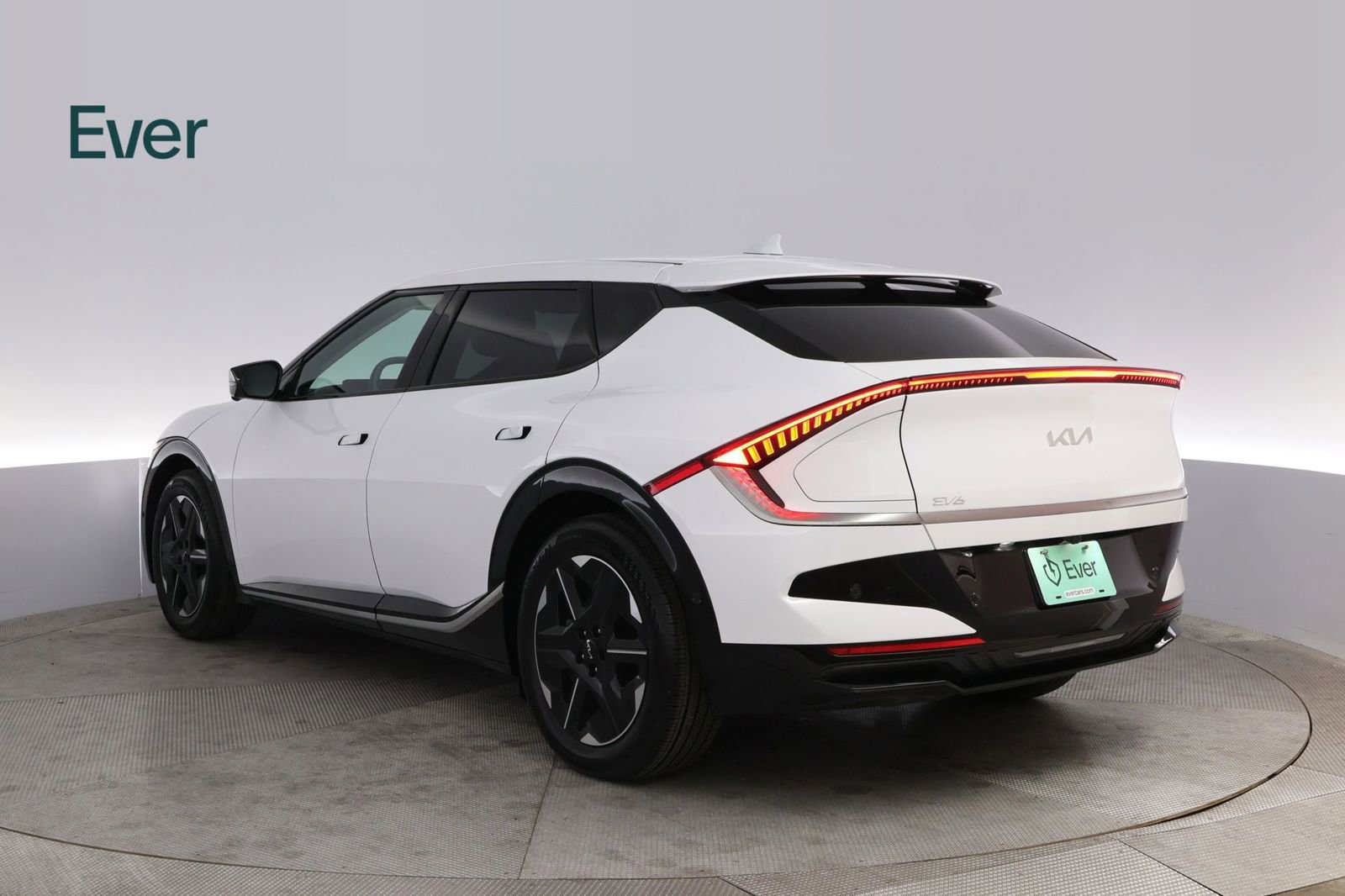 Used 2025 Kia EV6 Wind image 17