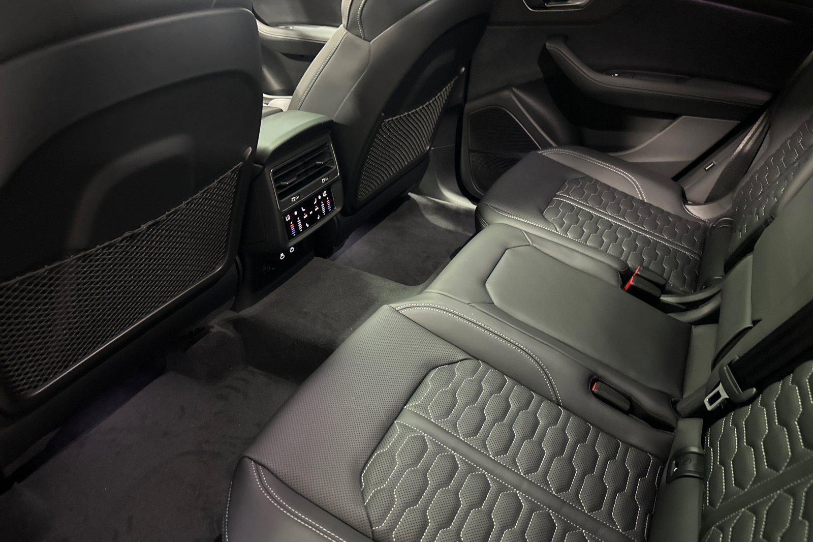 New 2026 Audi RS Q8 performance image 11