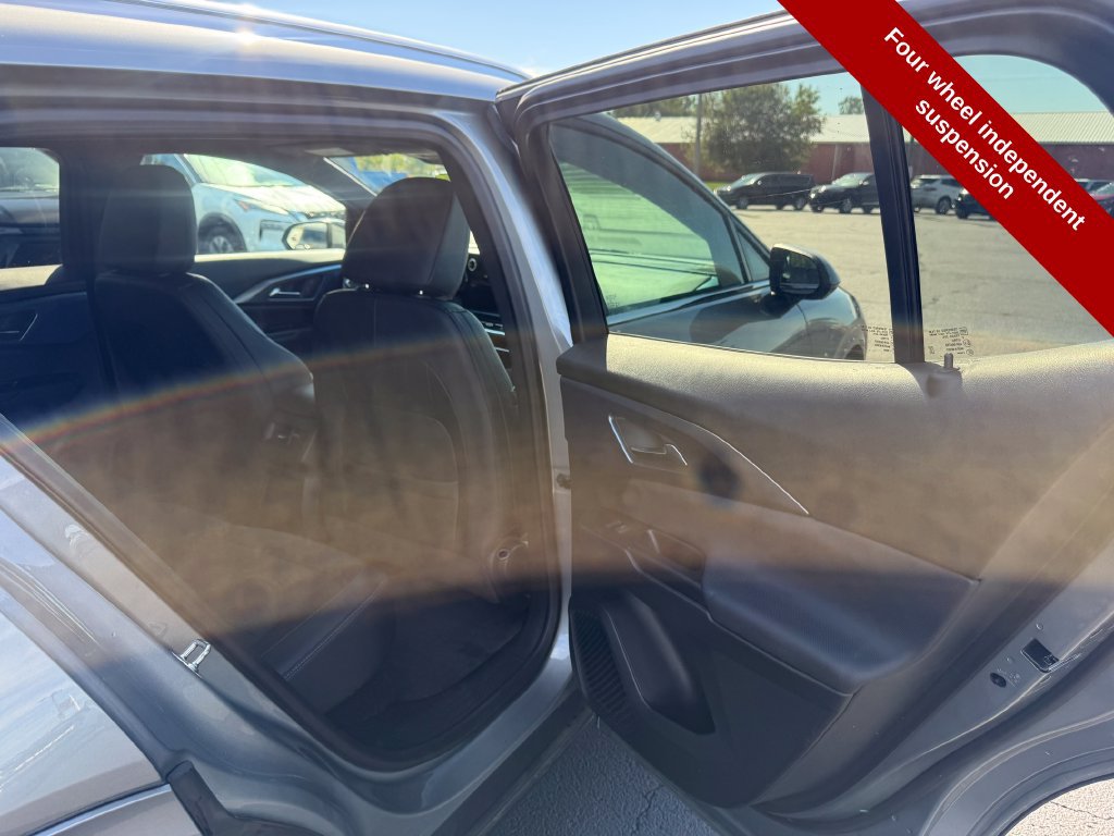 Used 2024 Chevrolet Equinox EV LT FWD image 39