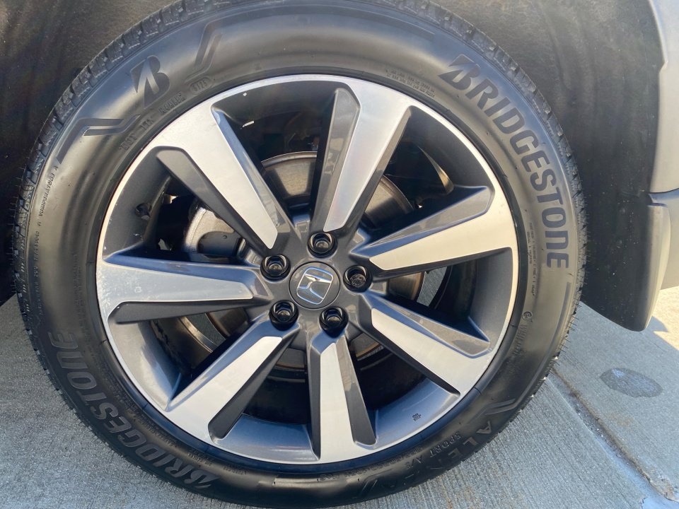 Certified 2025 Honda Pilot Touring image 26