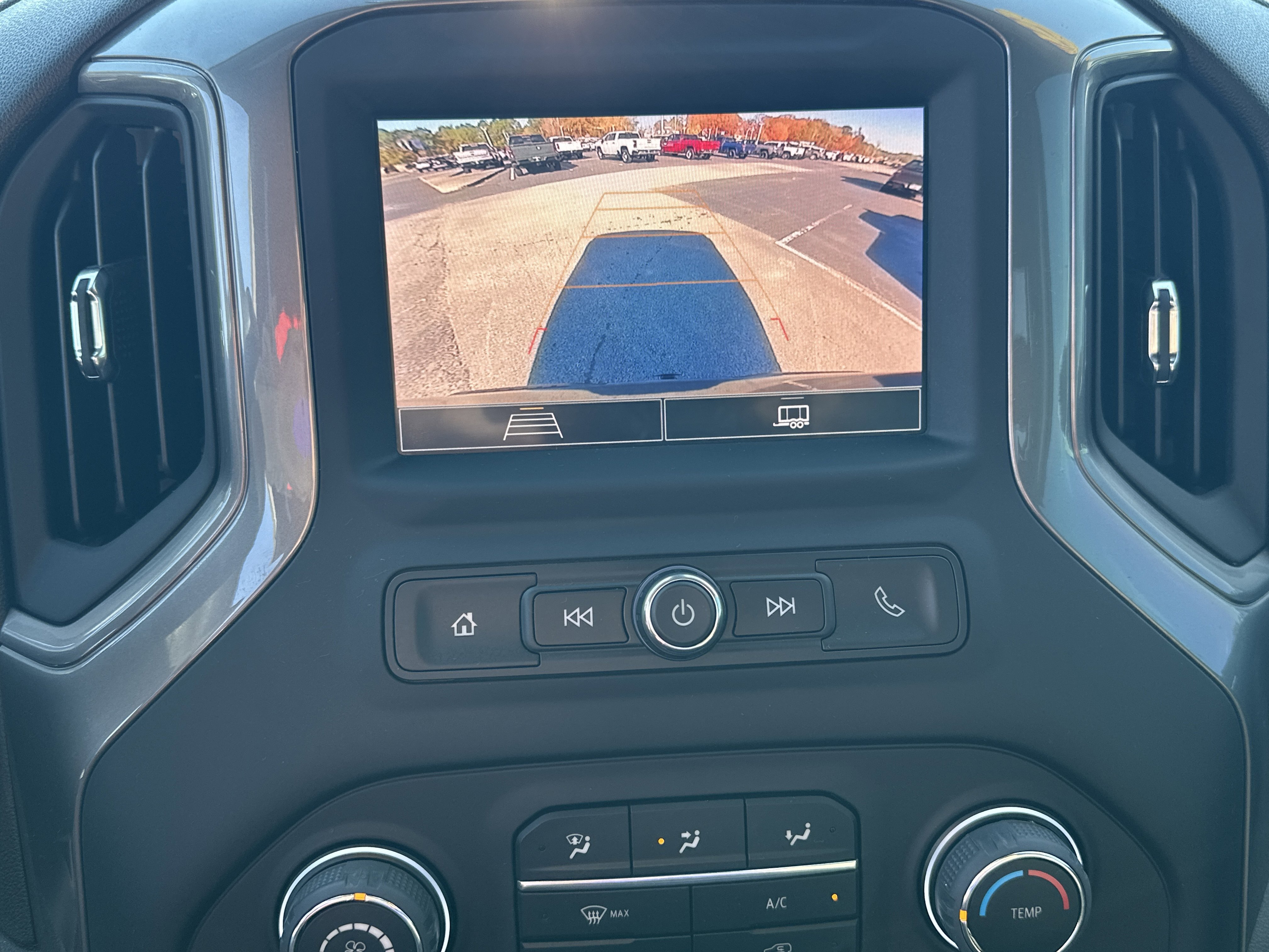 Used 2022 Chevrolet Silverado 1500 Custom image 29