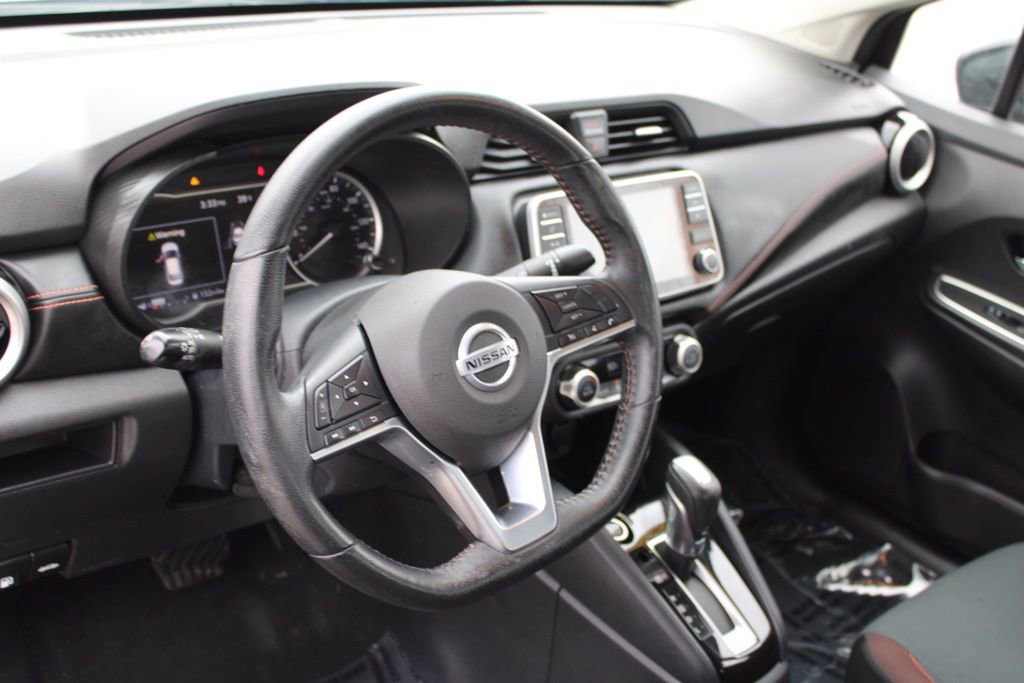 Used 2020 Nissan Versa SR image 17