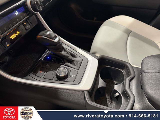 Certified 2021 Toyota RAV4 XLE Premium AWD/4WD image 22