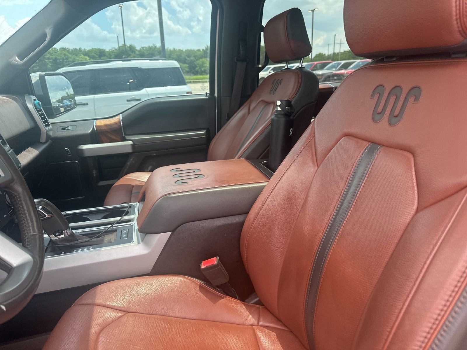 Used 2018 Ford F150 King Ranch w/ Equipment Group 601A Luxury AWD/4WD image 9