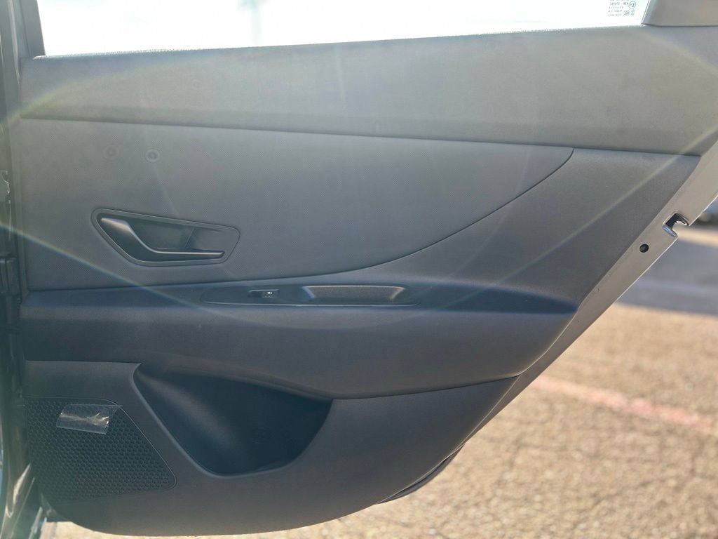 Used 2026 Hyundai Elantra Sport FWD image 22