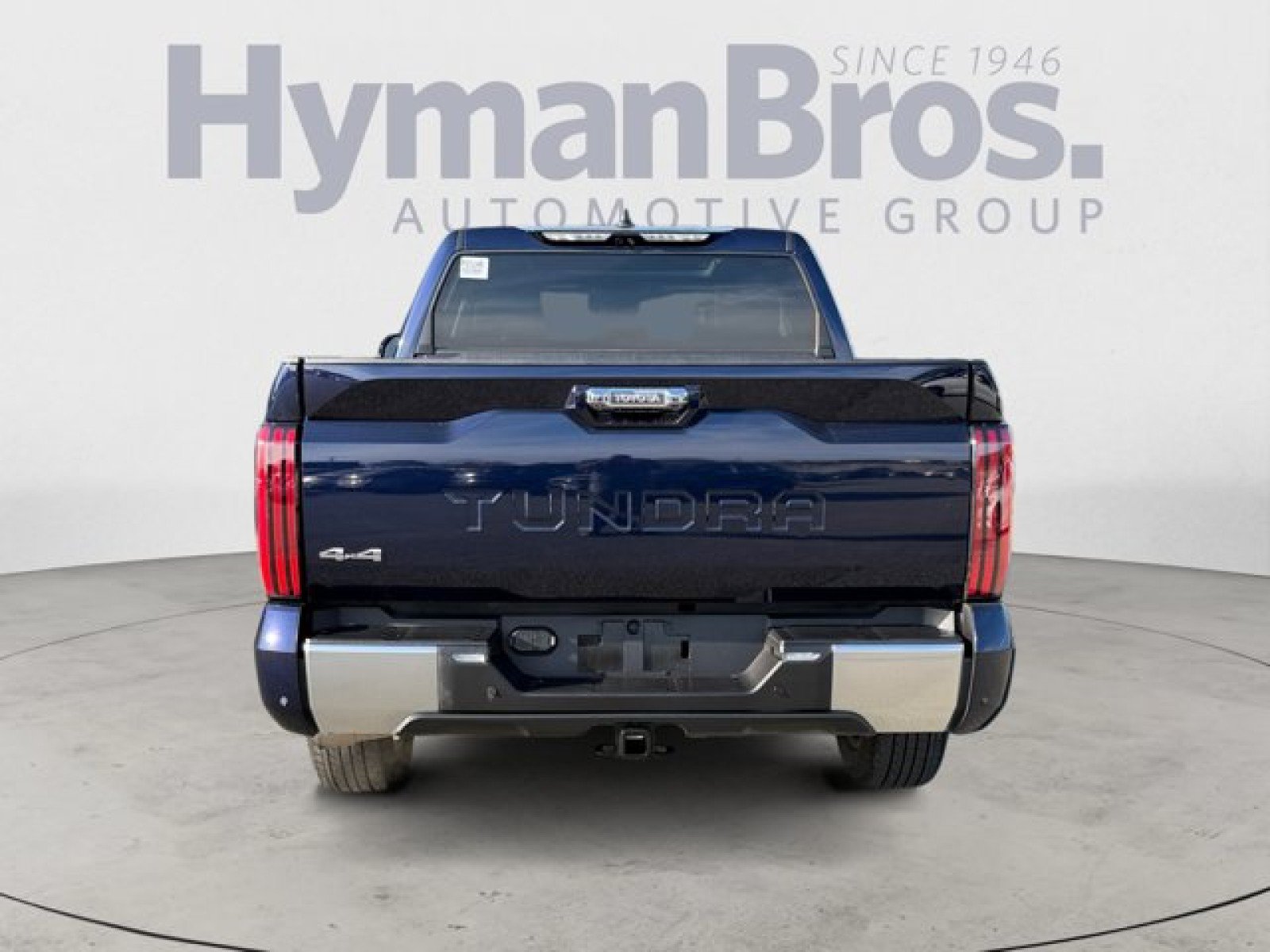Used 2024 Toyota Tundra Limited AWD/4WD image 4