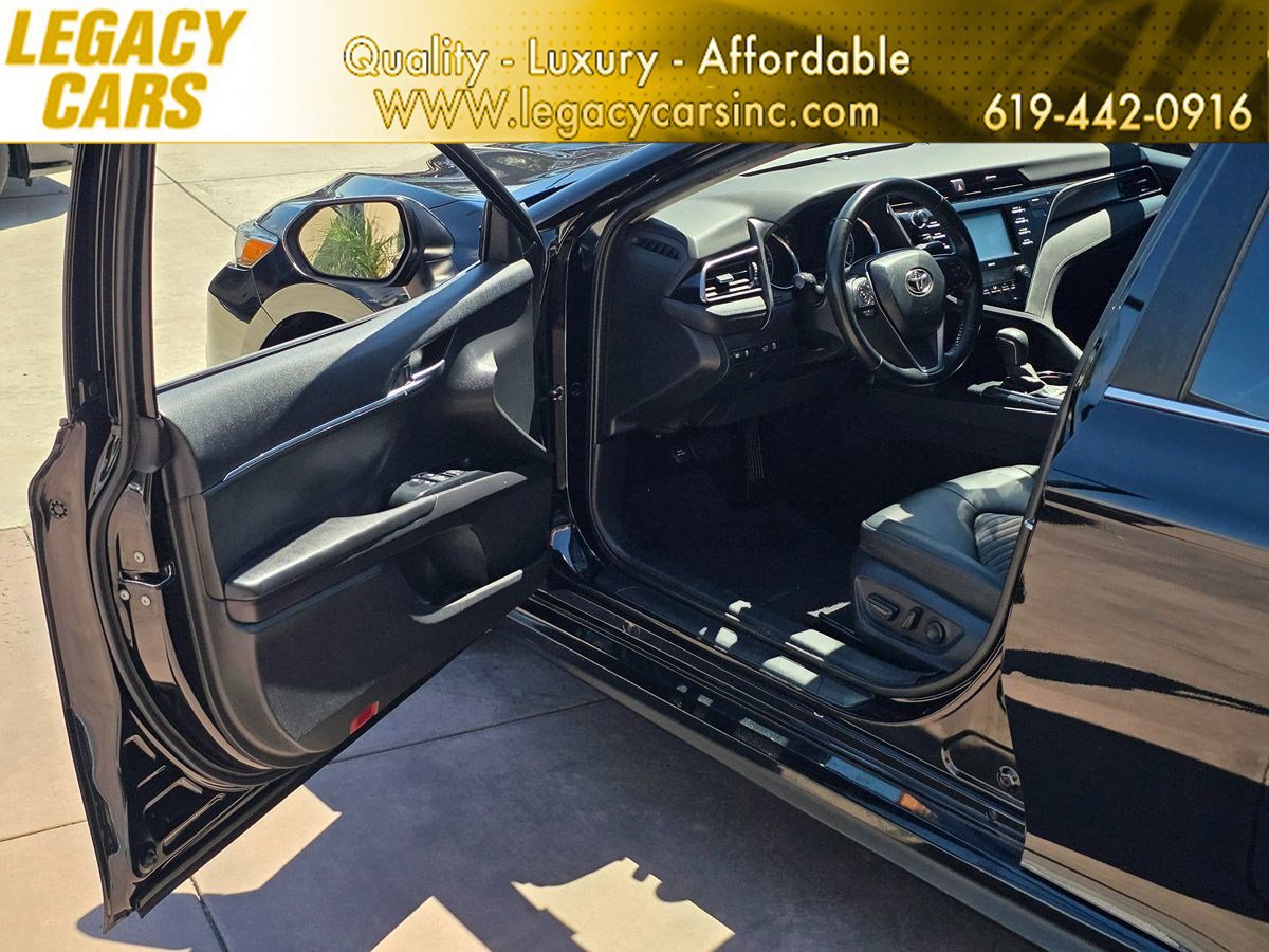 Used 2020 Toyota Camry SE w/ Convenience Package image 43