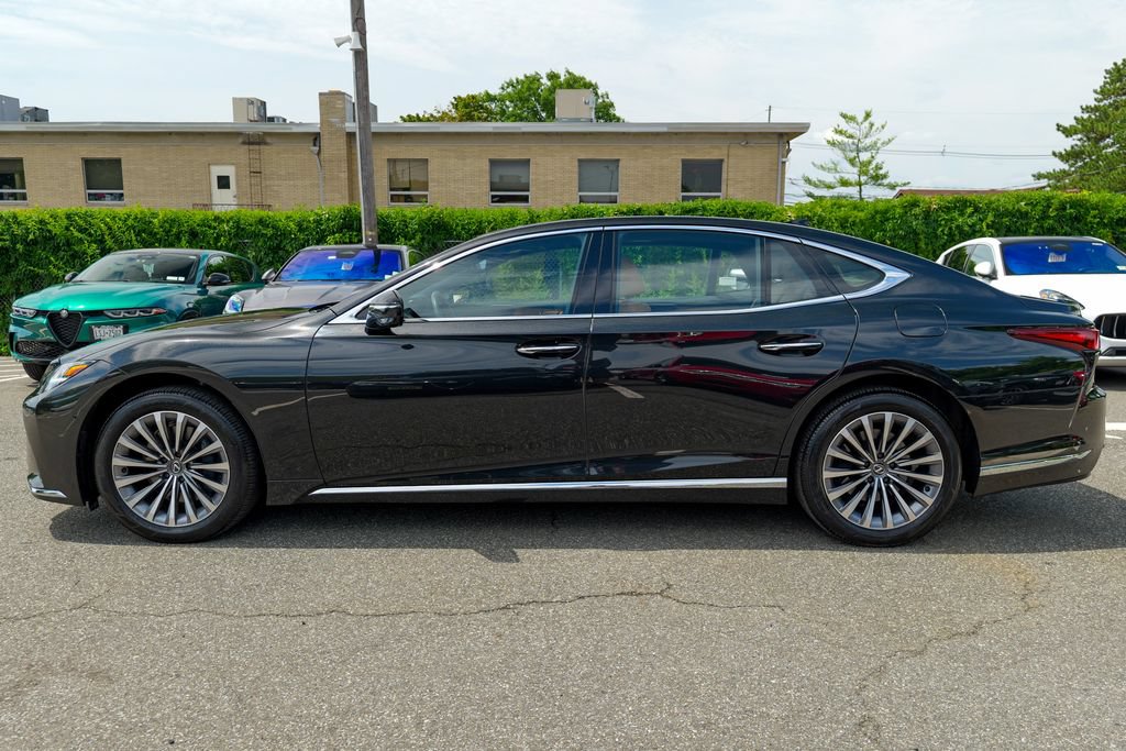 Used 2024 Lexus LS 500 AWD w/ Interior Upgrade Package image 4