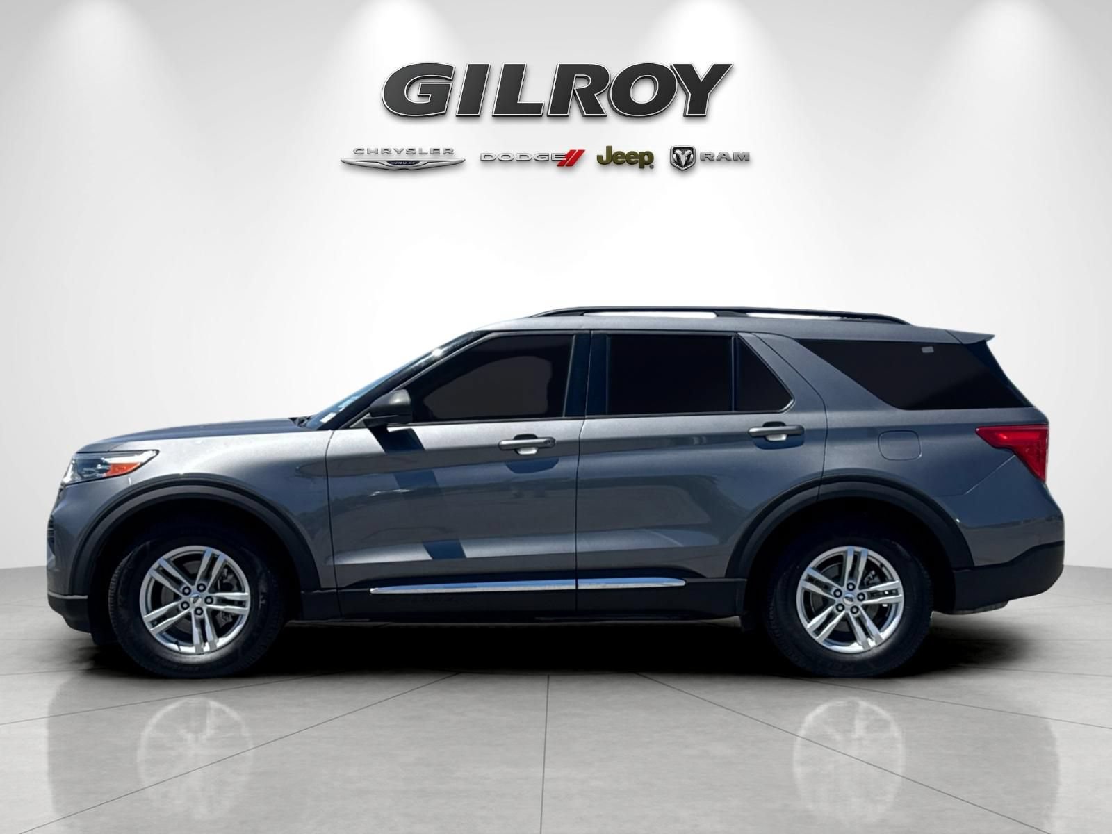 Used 2021 Ford Explorer XLT RWD image 7
