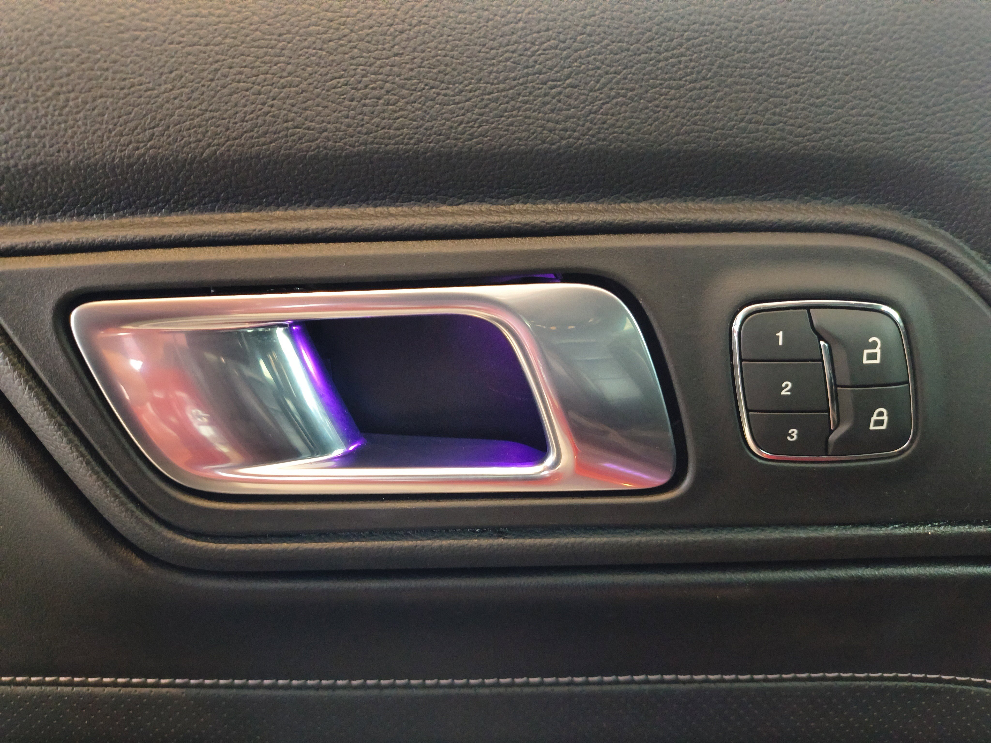 Used 2021 Ford Mustang Premium w/ Equipment Group 201A image 9