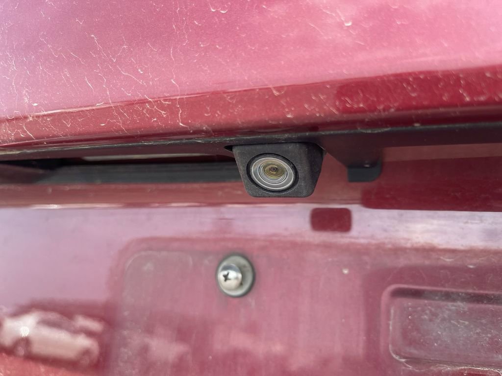 Used 2017 Subaru Outback 2.5i Limited image 8