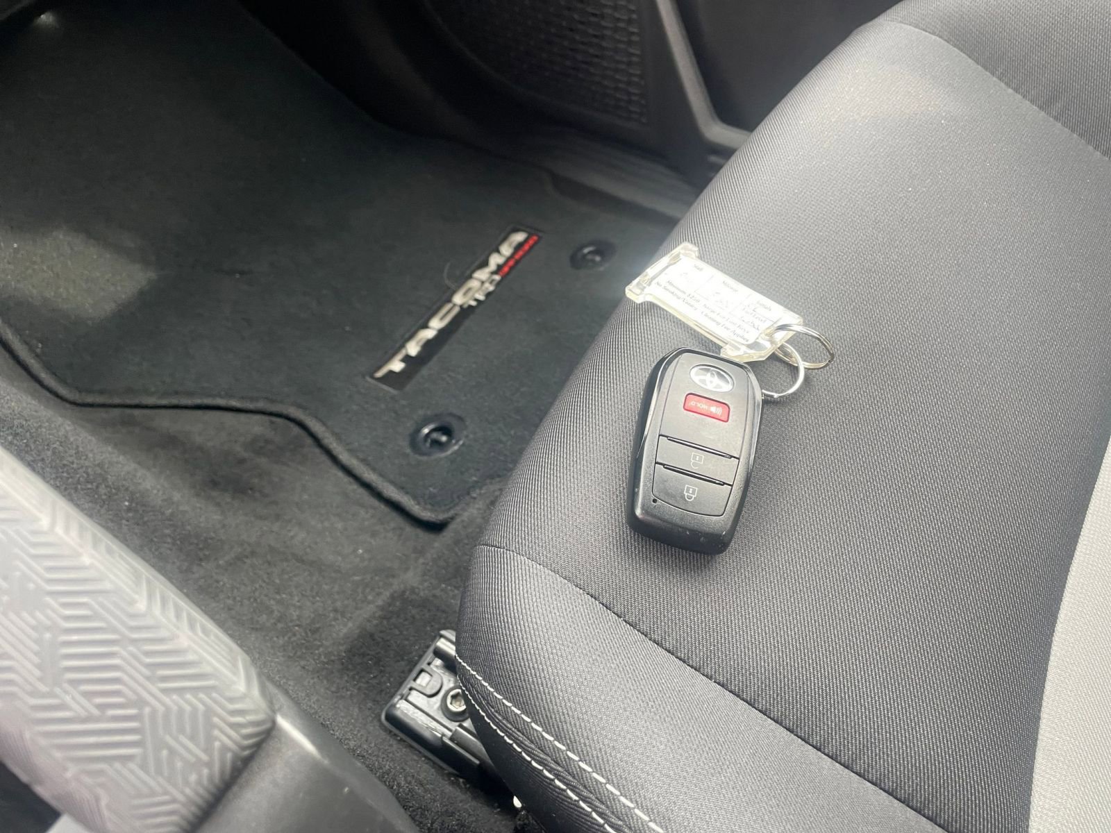 Used 2025 Toyota Tacoma TRD Off-Road image 22