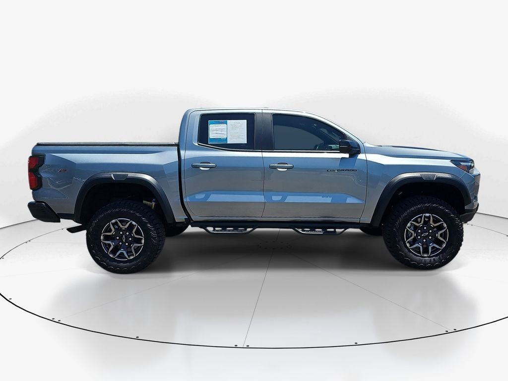 Used 2024 Chevrolet Colorado ZR2 w/ ZR2 Convenience Package III AWD/4WD image 5