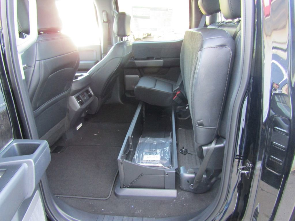 New 2026 Ford F350 Lariat w/ Chrome Package AWD/4WD image 36