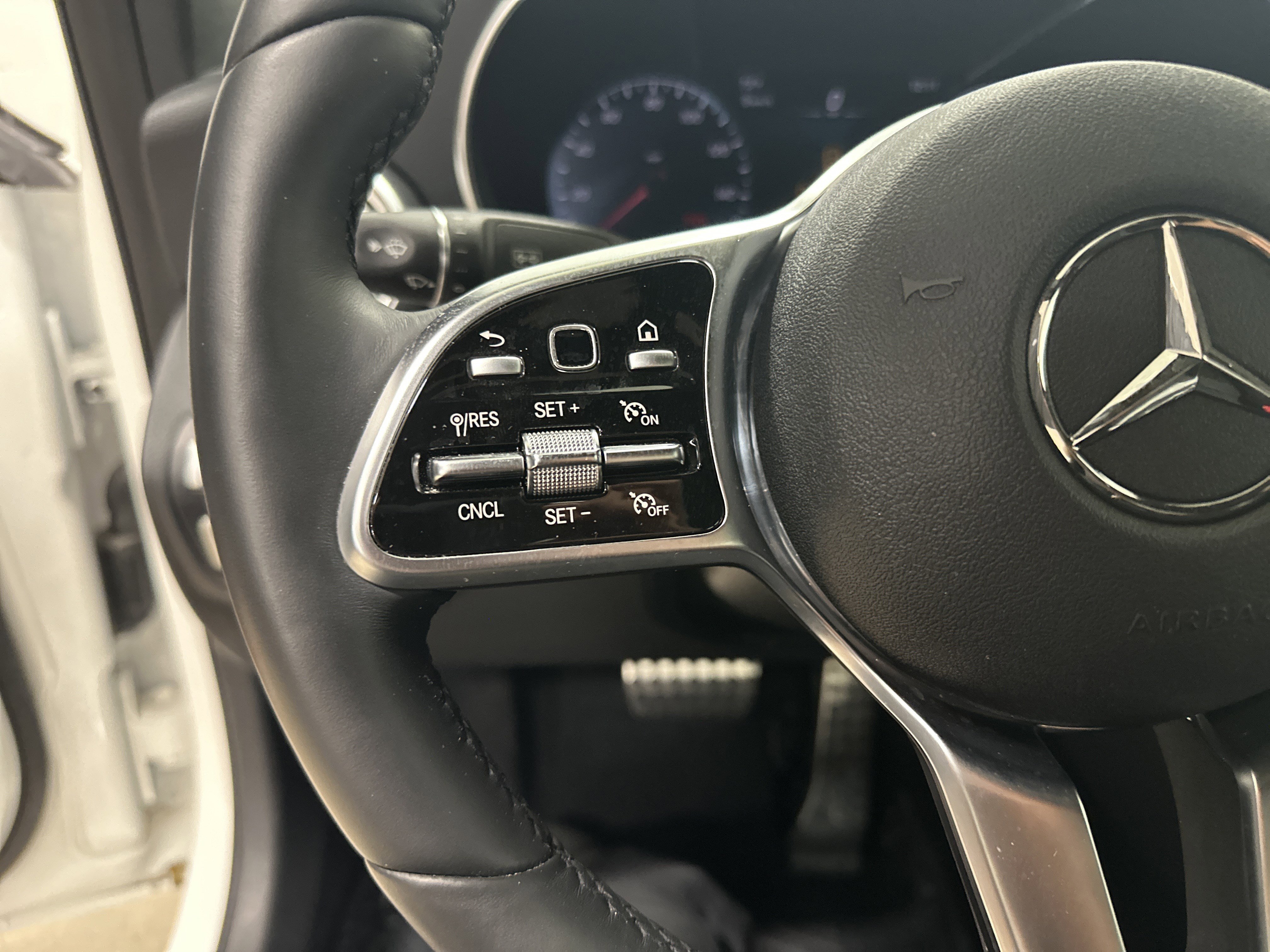 Used 2020 Mercedes-Benz C 300 4MATIC Sedan image 19