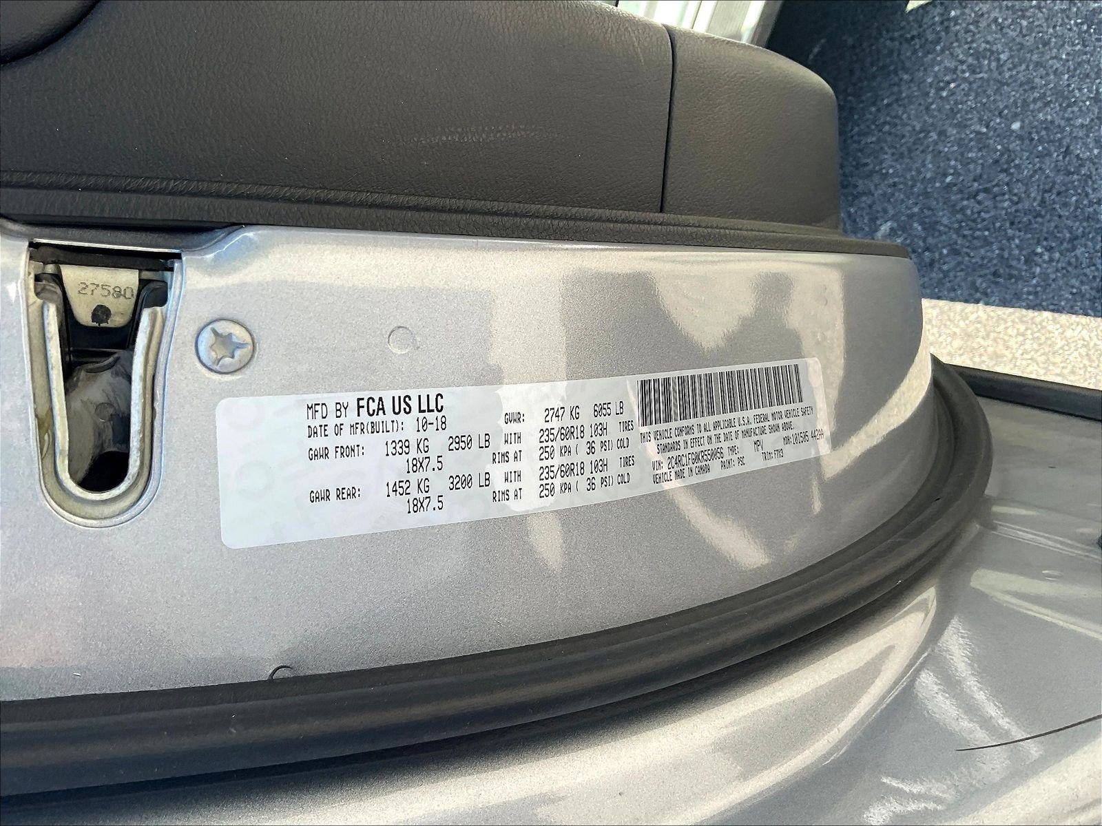 Used 2019 Chrysler Pacifica Touring Plus w/ Advanced Safetytec Group FWD image 19