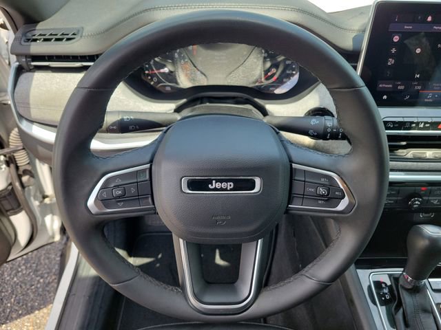 Used 2024 Jeep Compass Latitude AWD/4WD image 24