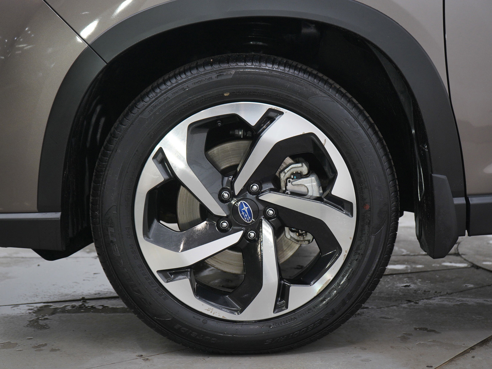 Used 2024 Subaru Forester Touring w/ Convenience Package image 30