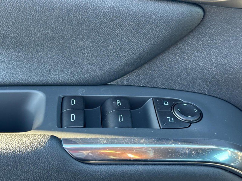 New 2026 Chevrolet Traverse LT w/ Driver Confidence Package image 11