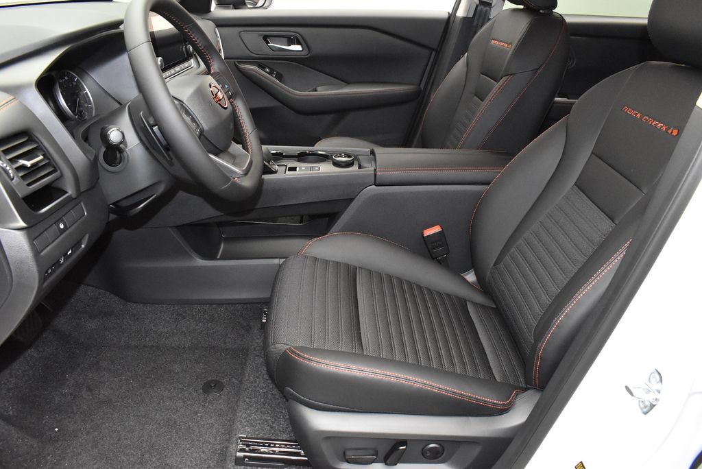 New 2026 Nissan Rogue SV AWD/4WD image 12