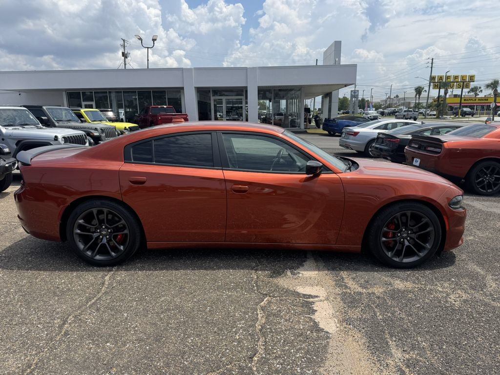 Used 2023 Dodge Charger SXT w/ Plus Group RWD image 3