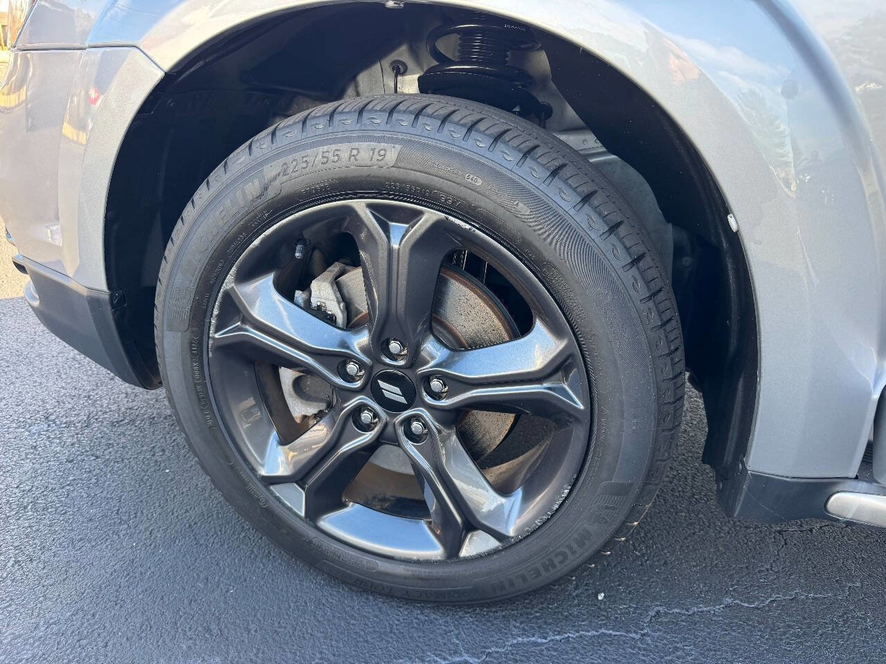 Used 2019 Dodge Journey Crossroad image 18