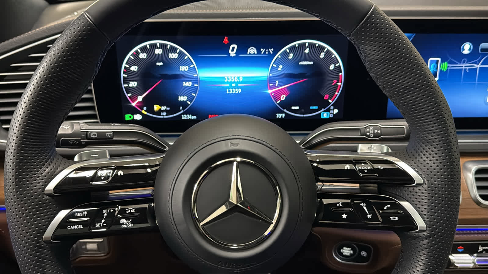 Used 2024 Mercedes-Benz GLS 580 4MATIC image 20