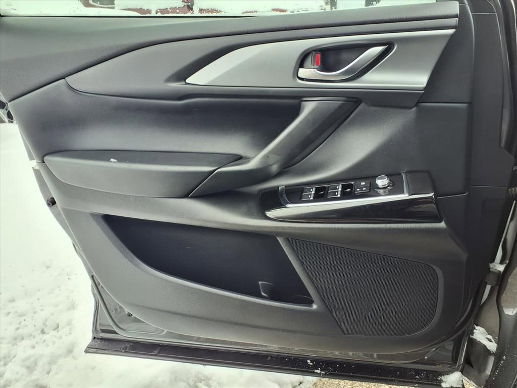 Used 2023 MAZDA CX-9 Touring Plus image 15