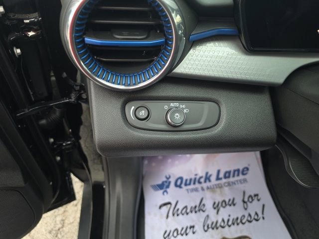 New 2026 Chevrolet Trax LT w/ Driver Confidence Package image 21