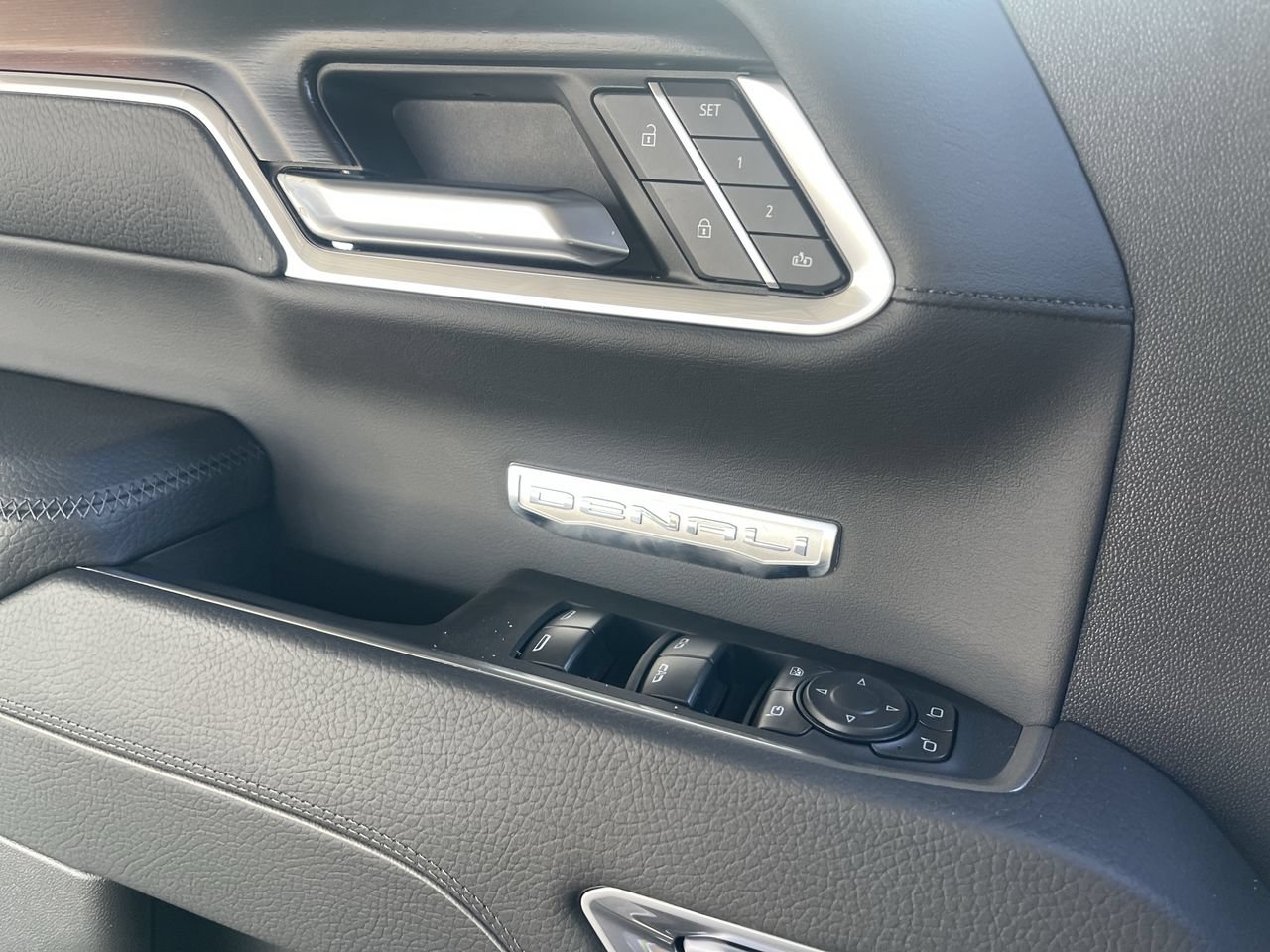 New 2026 GMC Sierra 1500 Denali AWD/4WD image 23
