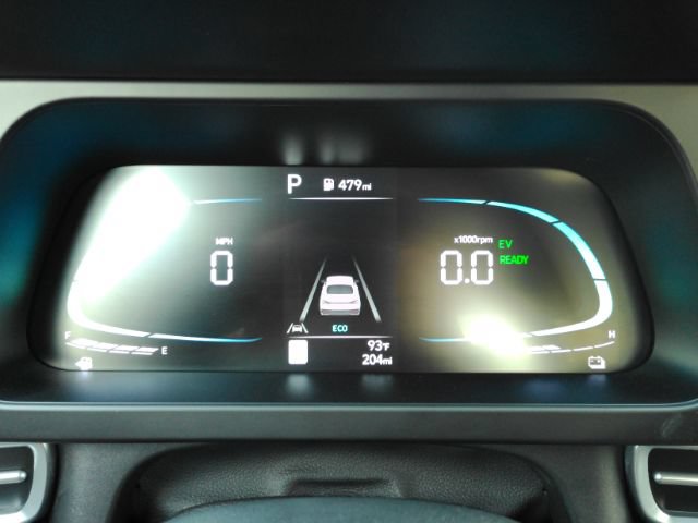 Used 2026 Hyundai Elantra Hybrid FWD image 33