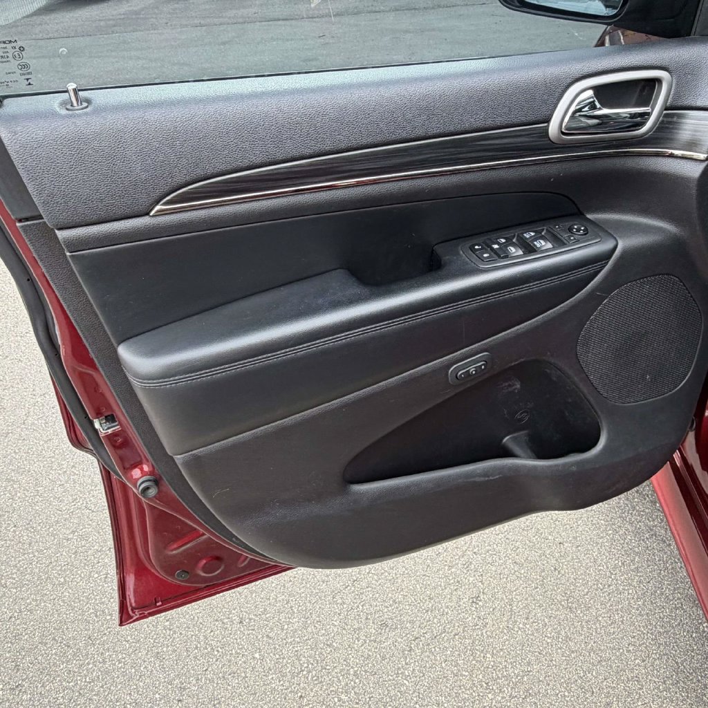 Used 2019 Jeep Grand Cherokee Limited X AWD/4WD image 15