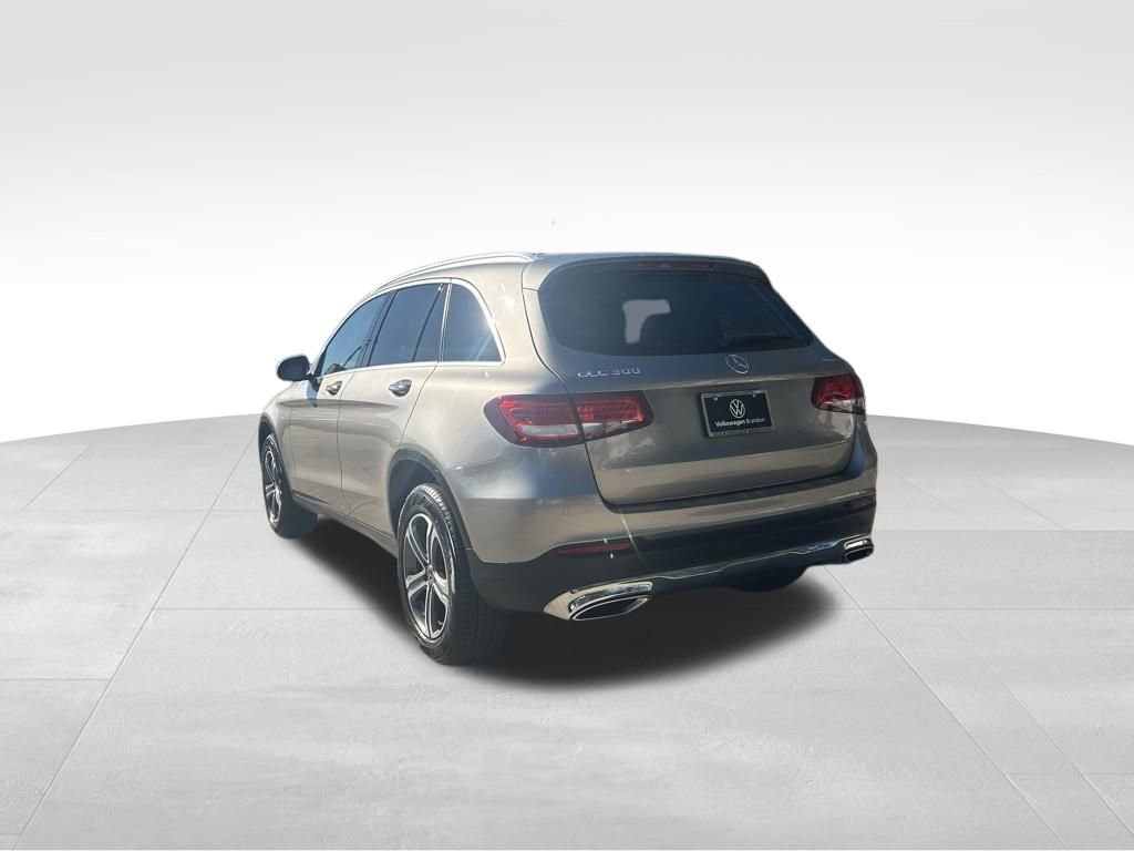 Used 2019 Mercedes-Benz GLC 300 4MATIC image 3