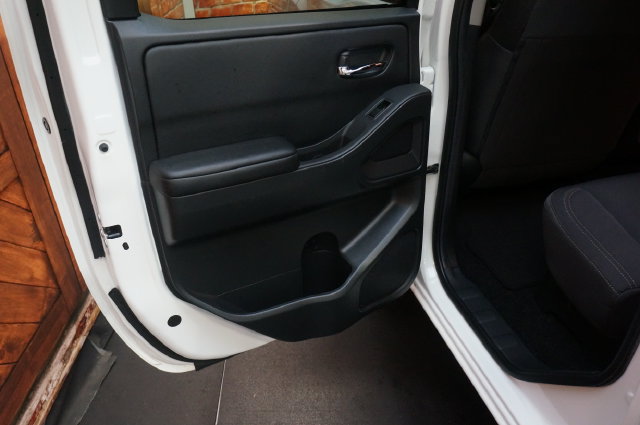 Certified 2026 Nissan Frontier SV AWD/4WD image 36