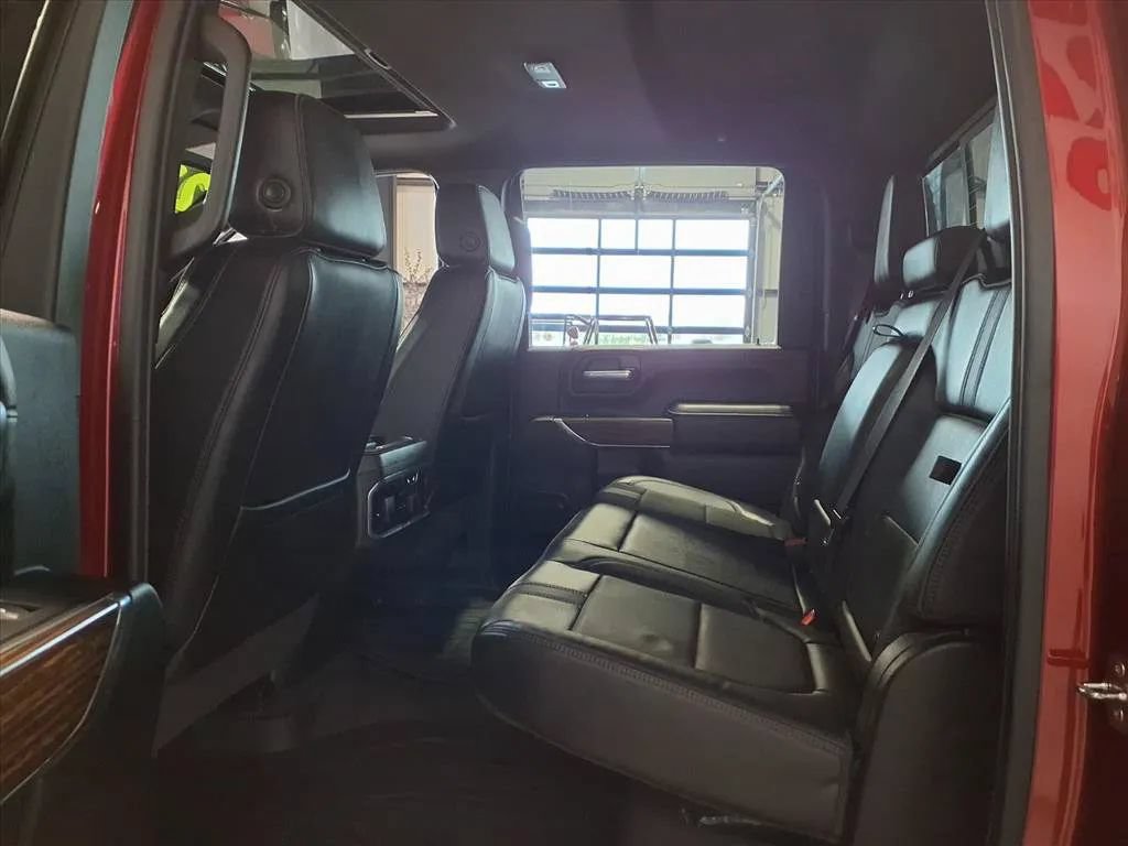 Used 2023 Chevrolet Silverado 2500 High Country w/ Technology Package AWD/4WD image 12