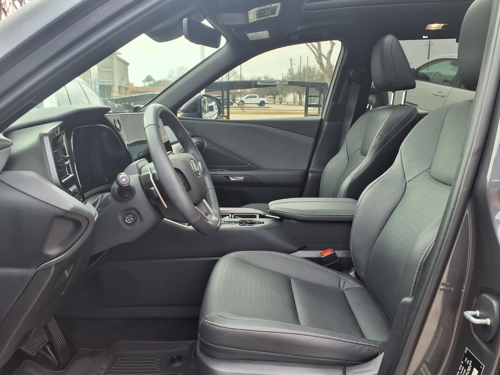 Used 2025 Lexus TX 350 FWD image 17