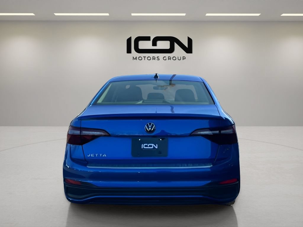 Used 2024 Volkswagen Jetta S FWD image 4