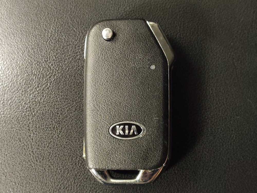 Used 2021 Kia Sorento LX image 32