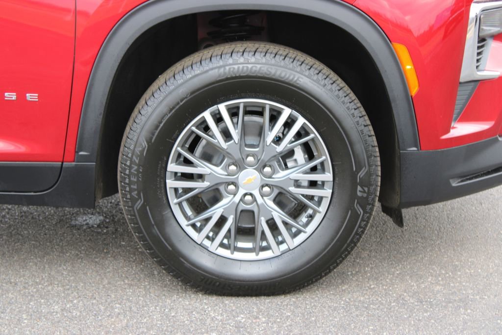 New 2026 Chevrolet Traverse LT w/ Driver Confidence Package image 12