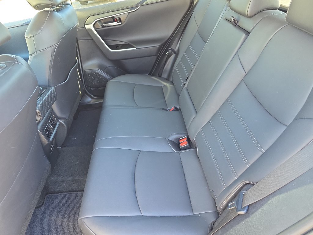 Used 2021 Toyota RAV4 Limited FWD image 19