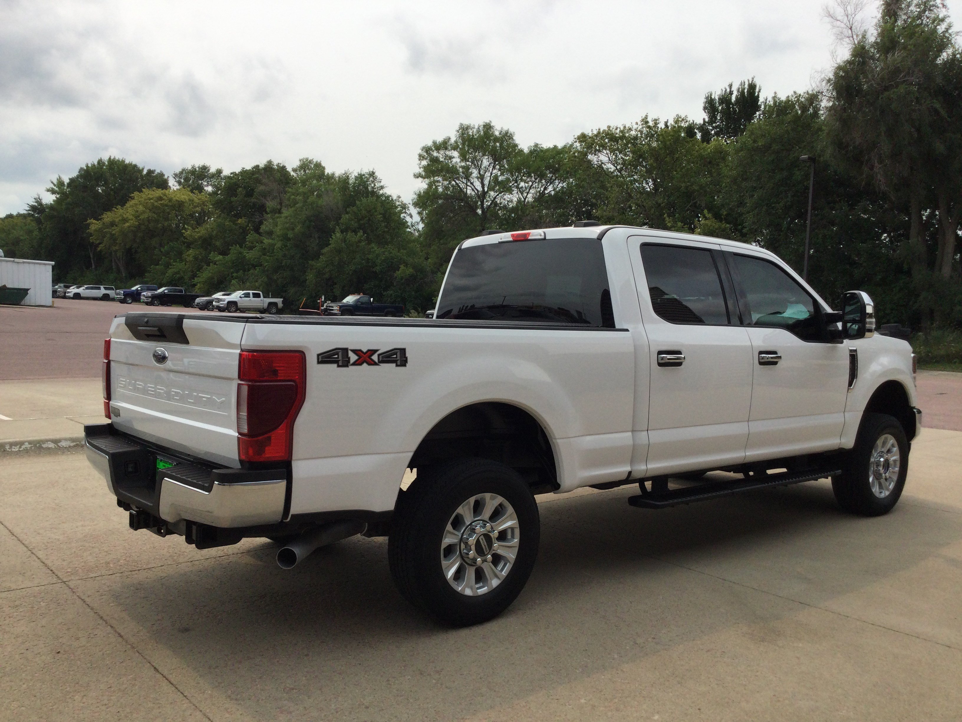 Used 2020 Ford F250 XLT AWD/4WD image 5