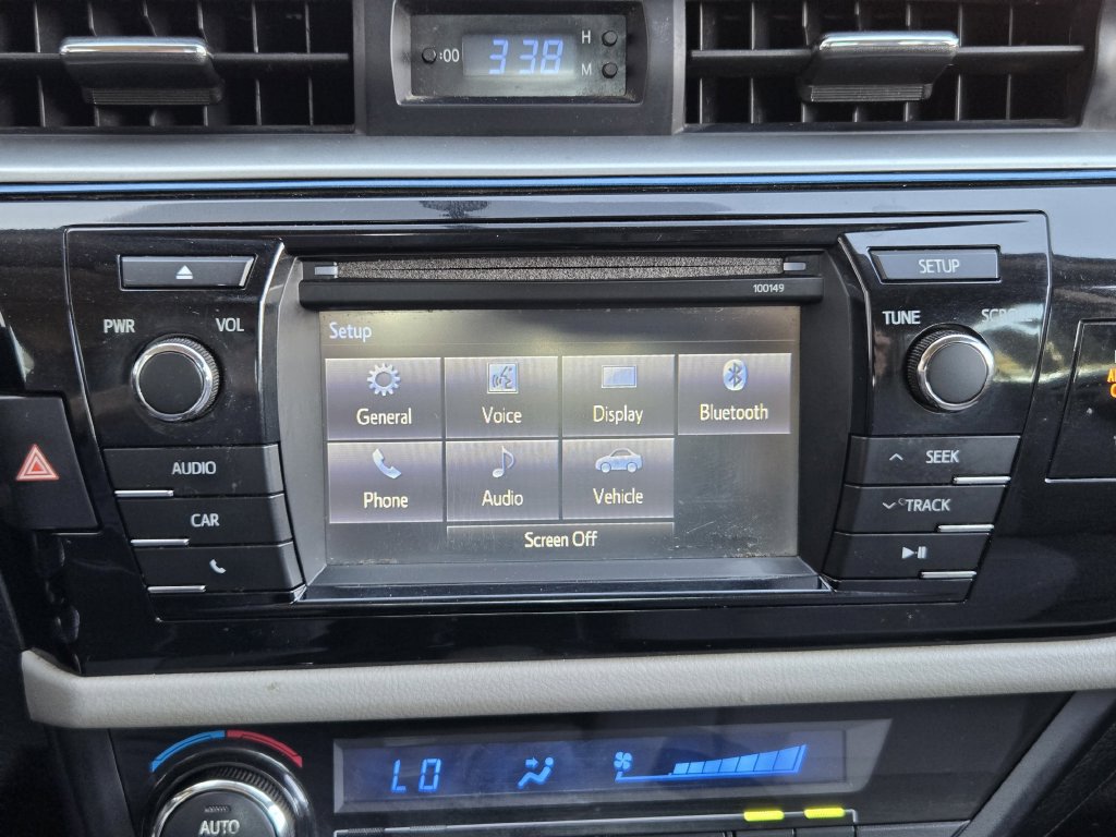 Used 2014 Toyota Corolla LE FWD image 12