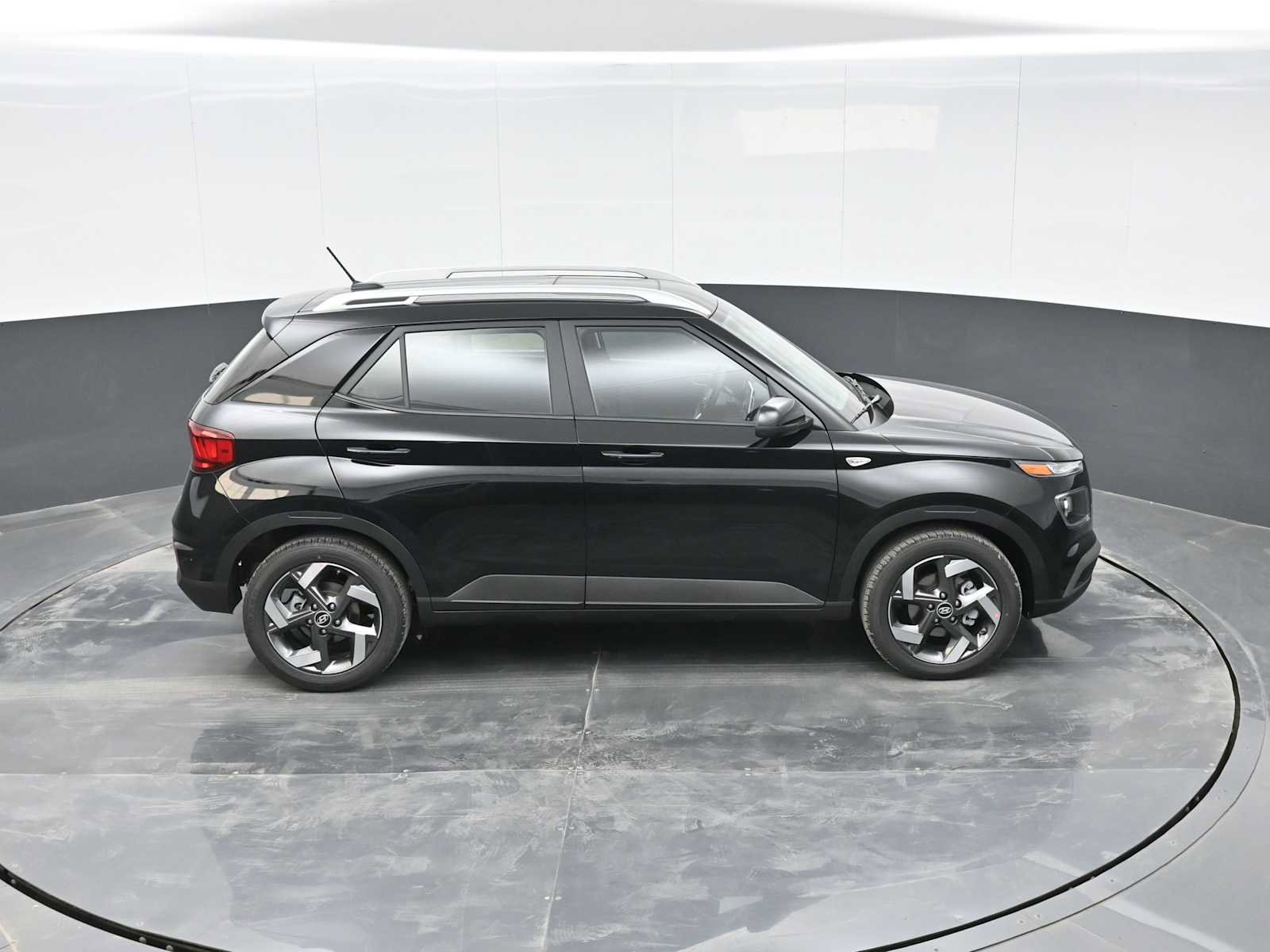 New 2026 Hyundai Venue SEL image 29