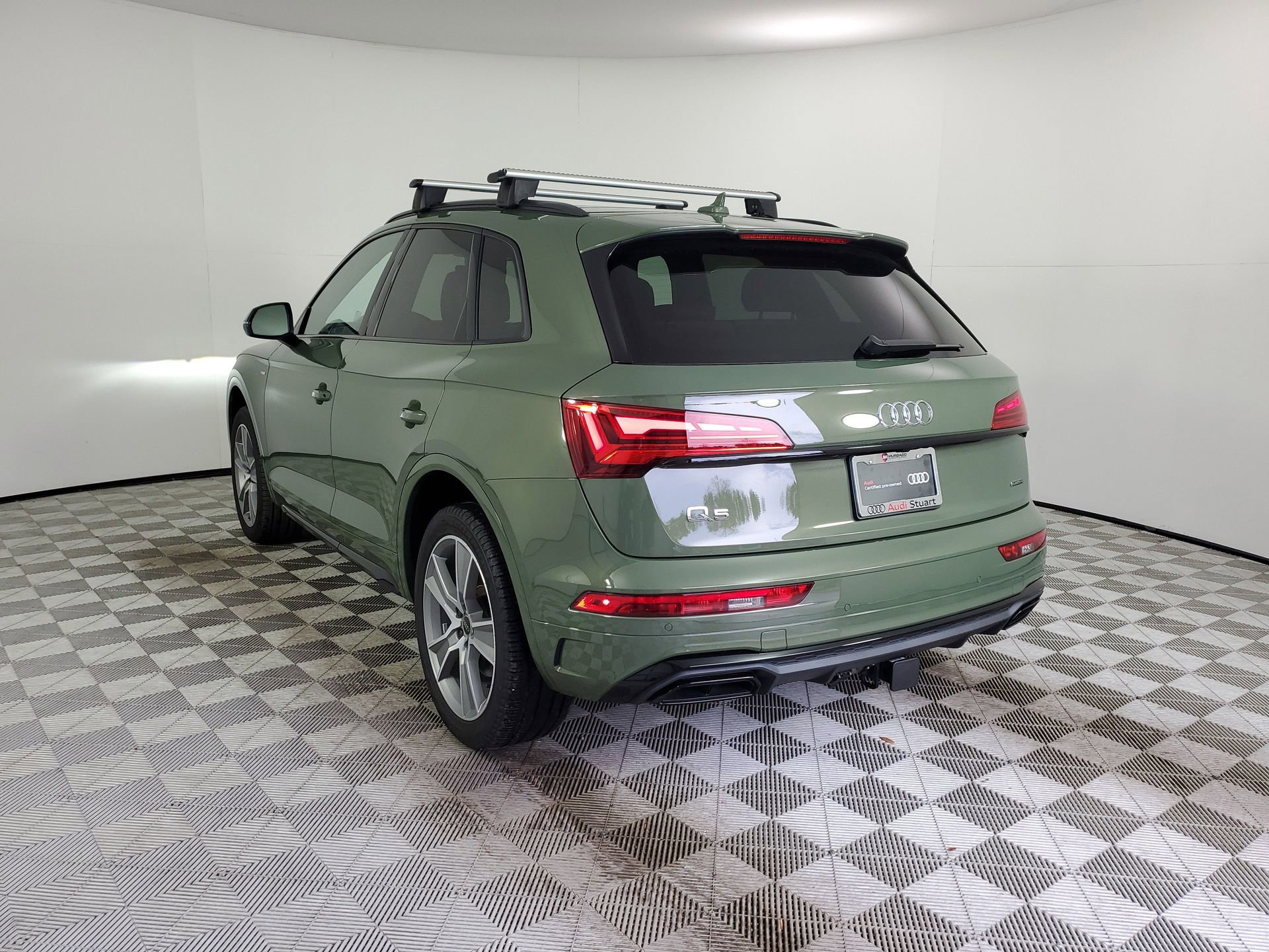 Certified 2025 Audi Q5 2.0T Premium w/ Convenience Plus Package image 8