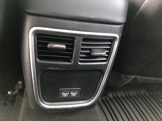 Used 2021 Chrysler 300 Touring w/ Sport Appearance Package RWD image 15