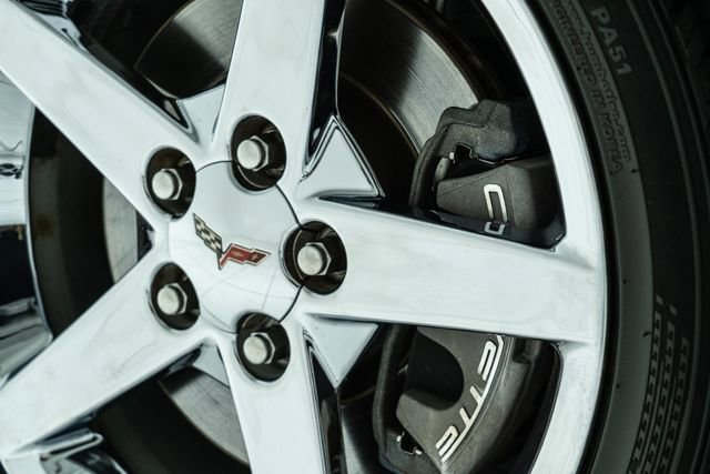 Used 2007 Chevrolet Corvette Coupe w/ Preferred Equipment Group image 22