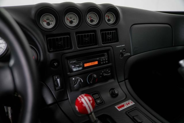 Used 2002 Dodge Viper GTS RWD image 19