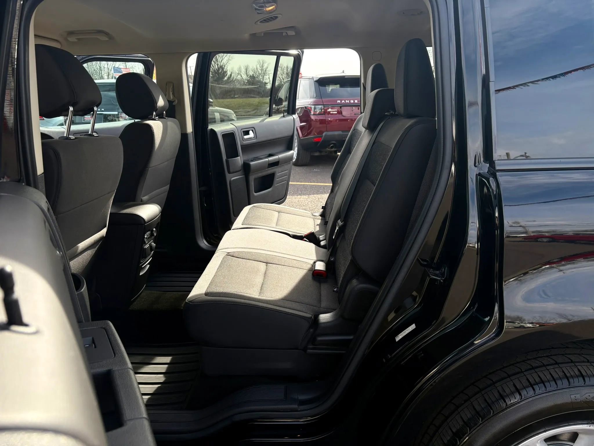 Used 2016 Ford Flex SE image 18